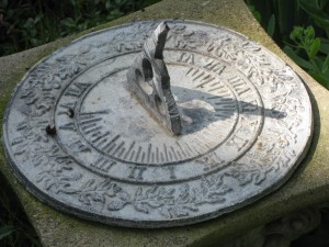 Bellafiore nine o'clock sundial